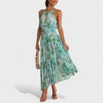 Ángela – Vestido Maxi Plisado con Flores y Toque Romántico - Vestidos