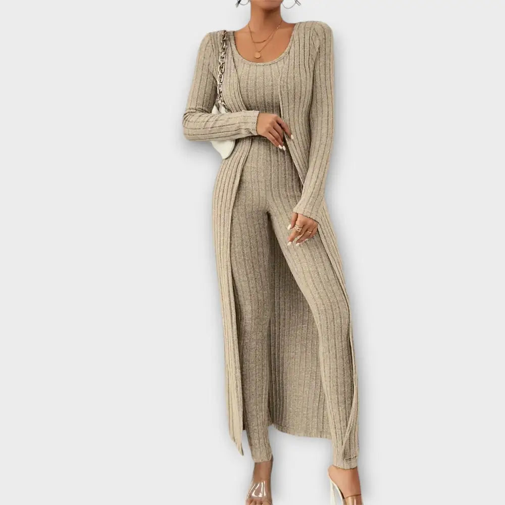 Clara – Conjunto Elegancia Moderna y Versátil - CONJUNTOS