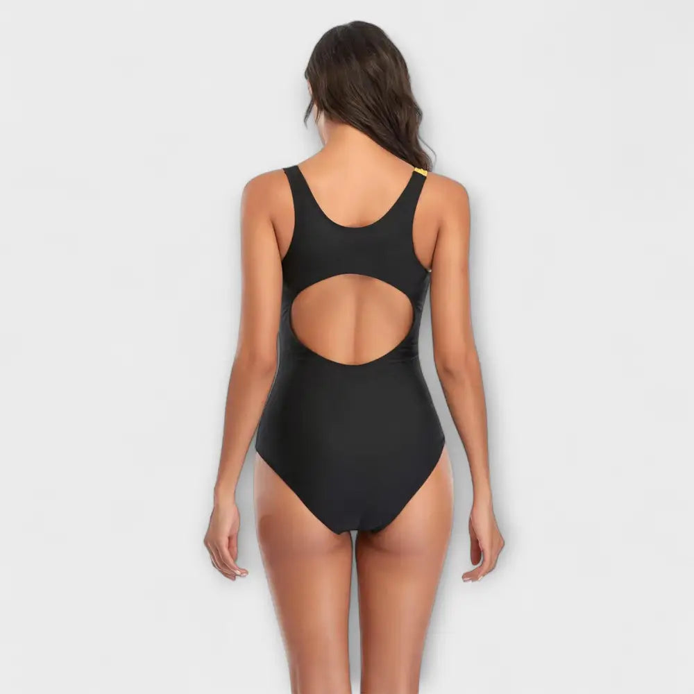 Clara – Traje de Baño Estilo Deportivo con Elegancia Atemporal