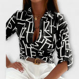 Nuria – Blusa Elegancia Atemporal y Chic - Schwarzer Schriftzug / S - Nuria – Blusa Elegancia Atemporal y Chic >