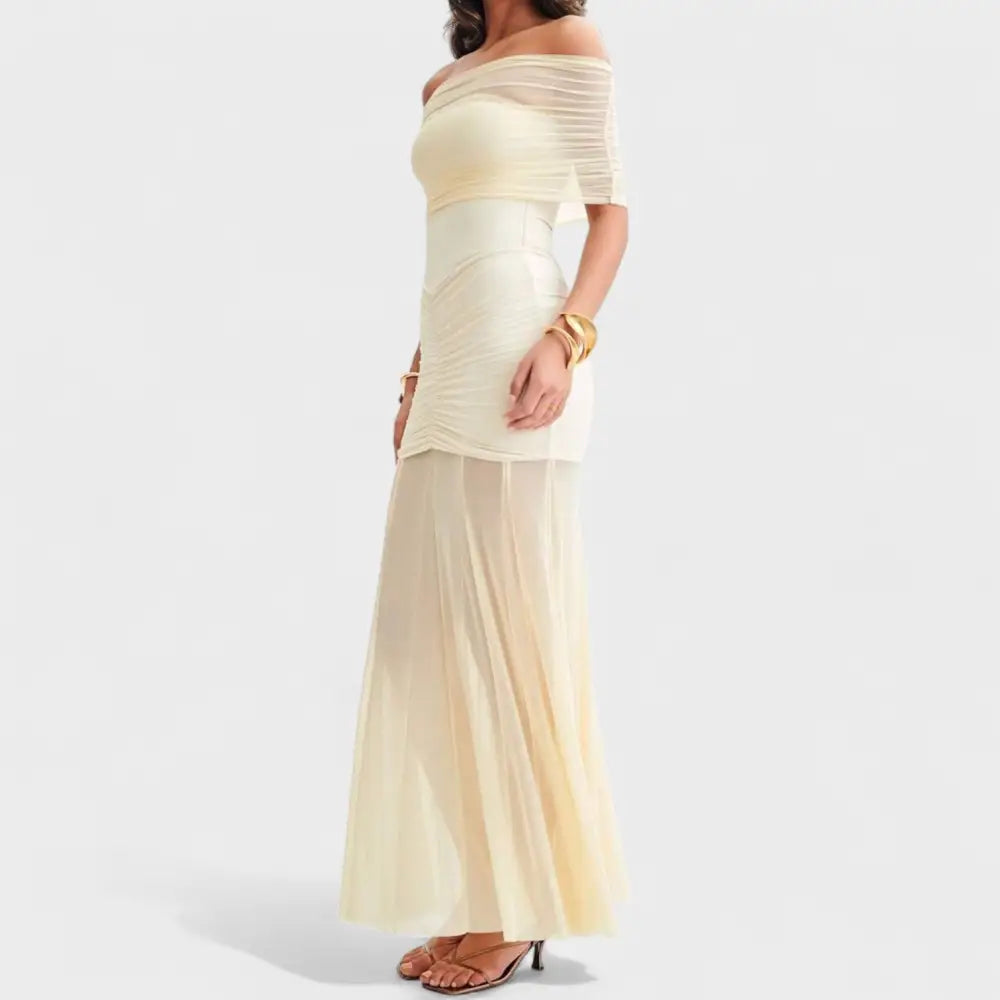 Claudia – Vestido Encanto de Malla con Hombros al Aire - Vestidos