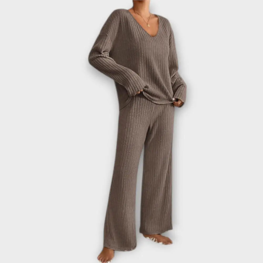 Lía – Conjunto Elegancia y Comodidad - Braun / S - CONJUNTOS