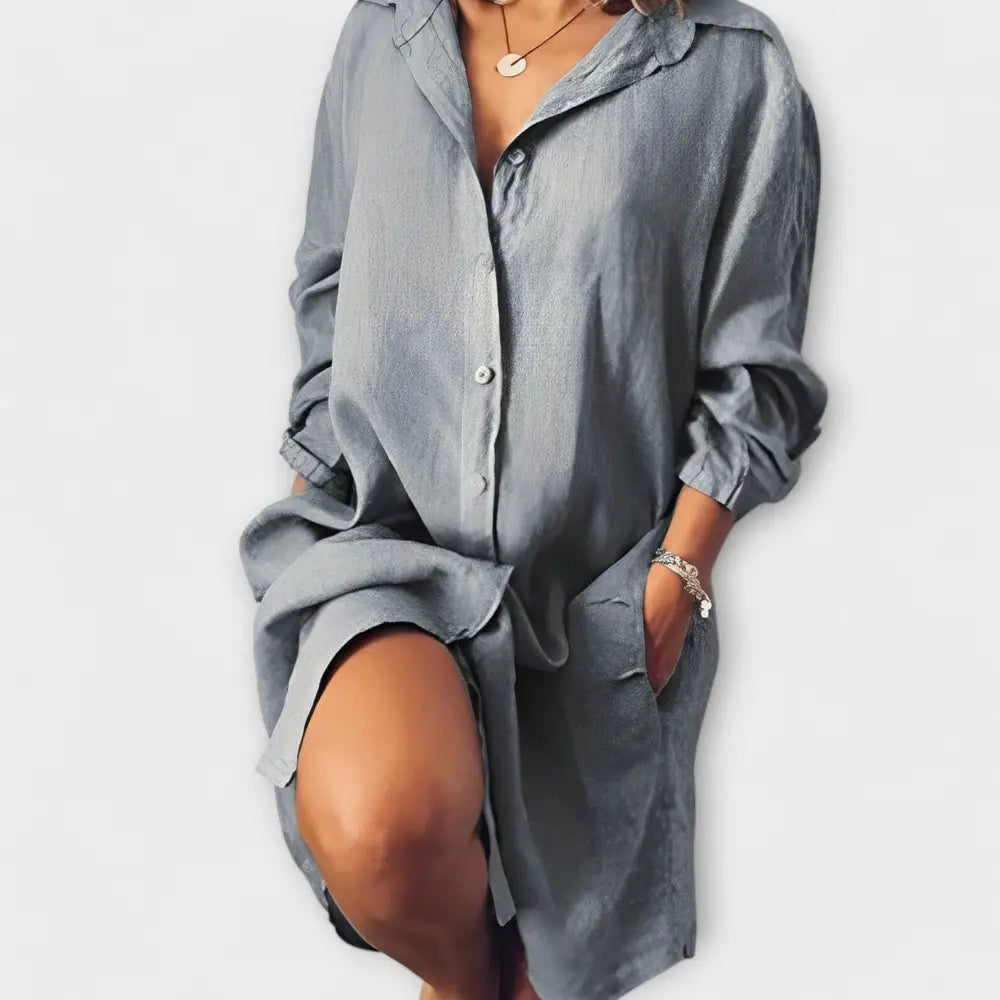 María – Blusa Clásica con Toque Chic - Grau / S - María – Blusa Clásica con Toque Chic > Blouses > >
