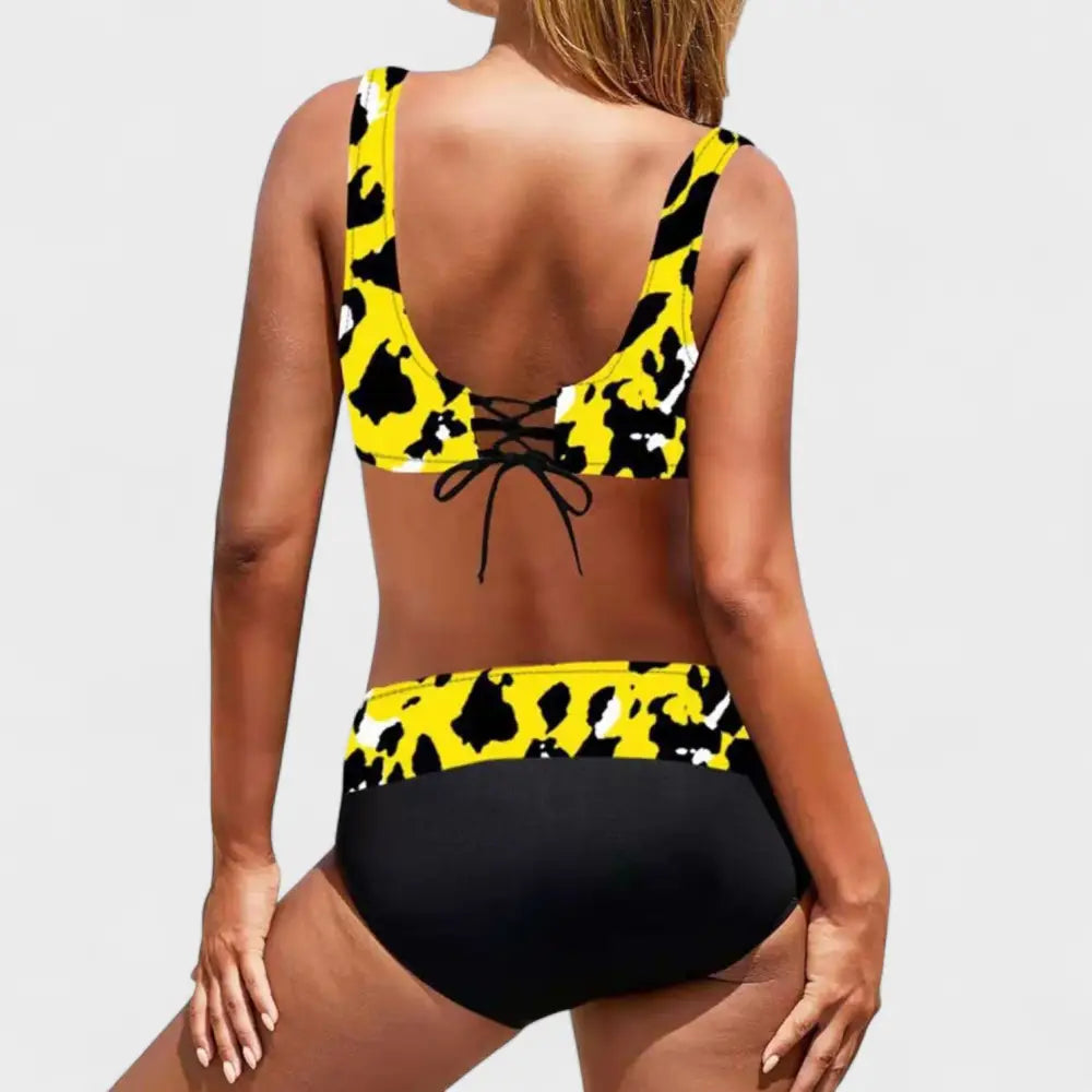 Sofía – Bikini Chic y Vibrante - Eva – Bikini Colorido y Alegre
